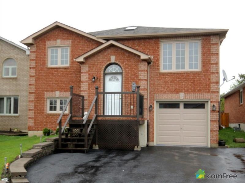 $399,900 - Bungalow for sale in