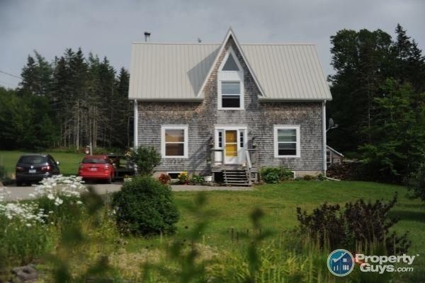 75+ acres, Near the waters of 's beautiful Bras d'Or