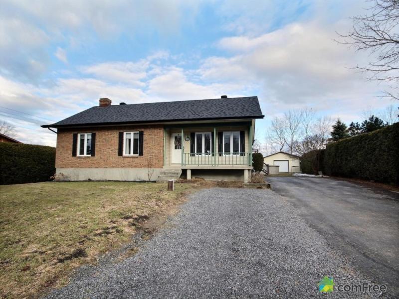 $249,000 - Bungalow for sale in Hawkesbury