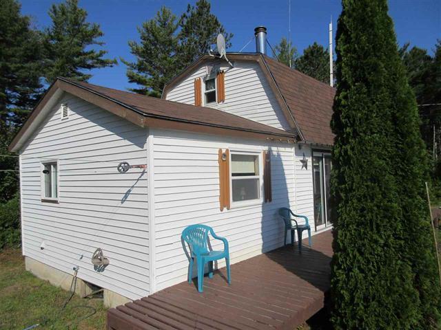 3 bedroom winterized cottage can be enjoyed all year