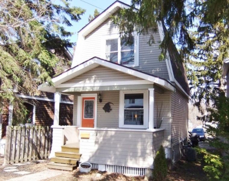 Beautifully Renovated - Garage, Back Yard, Central Air, Gas Heat