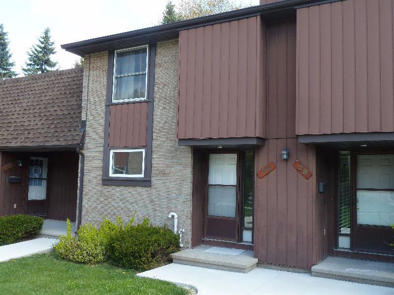 Move-In Condition Townhouse in West End !!