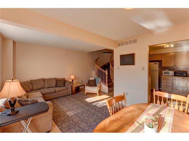 UNIV OF  - STUDENT RENTAL - GREAT LOCATION!