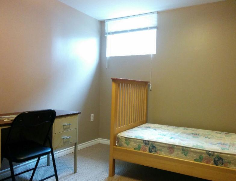 ALL FEMALE, MCMASTER STUDENT RENTAL, CLOSE TO MCMASTER