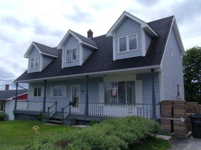 LARGE ROOMS AVAILABLE - FREE WIFI - 3 MIN TO St.FX - Antigonish