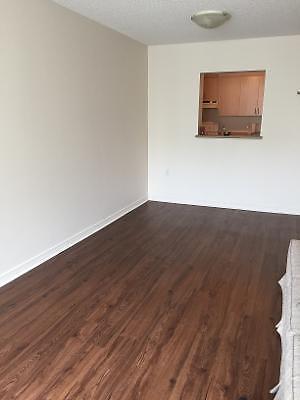 TRANSFER OF LEASE 1 BDRM APT 725/M + HYDRO