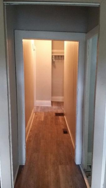 (51) Welland - One Bedroom Upper