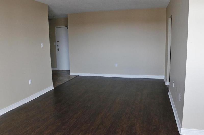 1 Bedroom Apartment for Rent: Parking, laundry