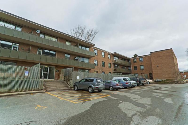 Spacious and Pet Friendly, 3 Bedroom Suites