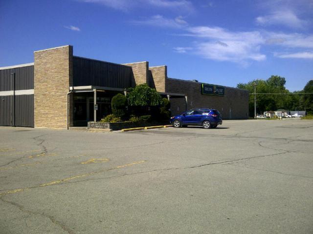 FT ERIE MULTI USE BUILDING FOR LEASE -- HWY #3