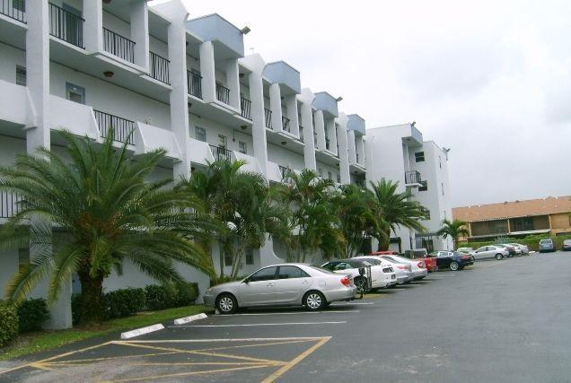 Price to Sell, Florida Condo - 2 Bed 2 Bath, Fully Renovated