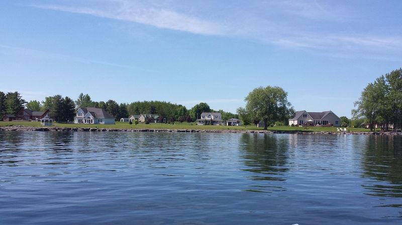 LOOKING for Waterfront cottage, or LAND in the thousand islands