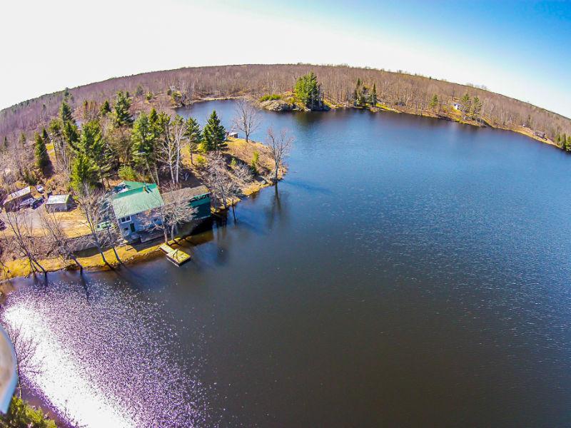 SMRT- Waterfront Home with 4 Acres, North of