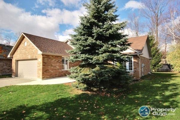 Port Dover Brick Bungalow On Large Mature Treed Private Lot