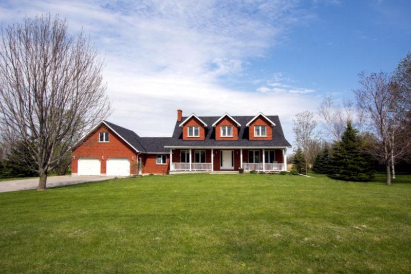 Beautiful Cape Cod home on 3+ acres near Cavan For Sale
