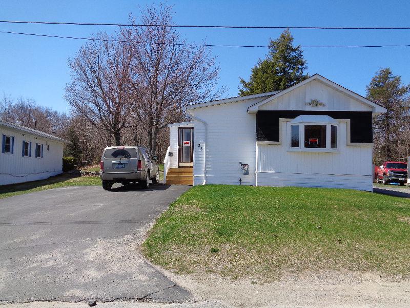 Mobile home for sale in Elliot Lake