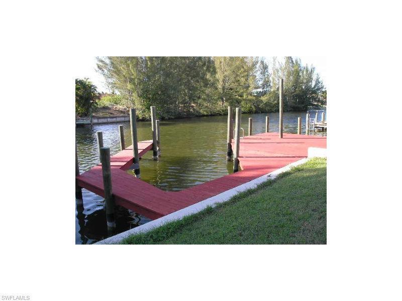 *Oversize Gulf Access Lot*Large Lanai*Dock*Captains Walk*