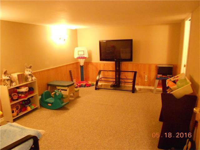 SINGLE FAMILY FREEHOLD FOR SALE