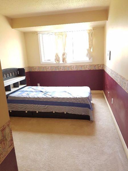 EXCELLENT Student Room for Rent- Nipissing/Canadore- MUST SEE