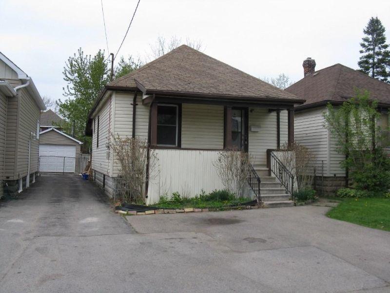 WELLAND 2 BEDROOM JULY15TH OR JUNE 1ST MOVE IN DATE