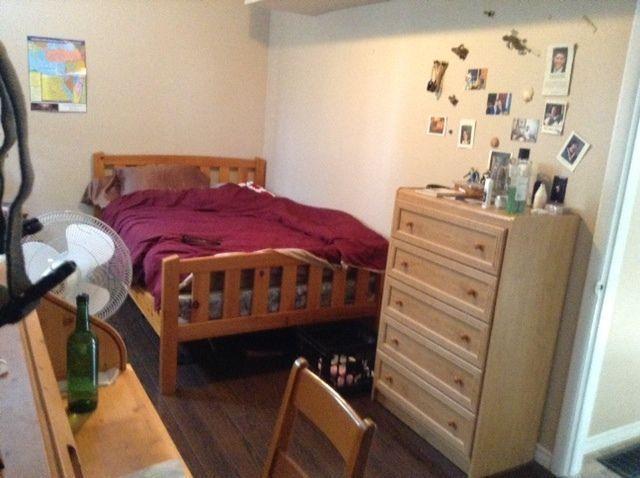 fully furnished bedroom $550 all incl. Laundry onsite