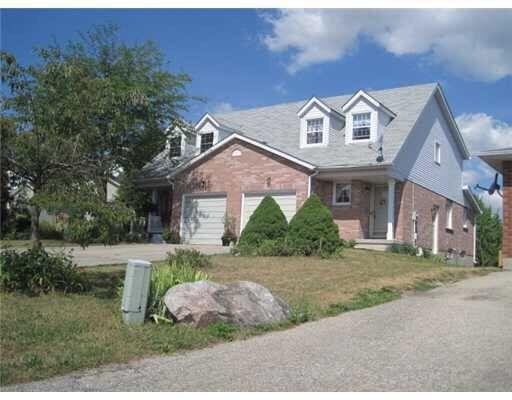 Room for rent- females only