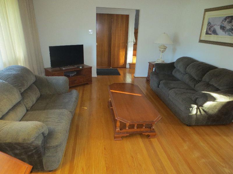 Two bedrooms available to rent near Western!