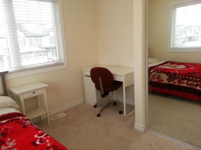 Room in Barhaven available for rent immediately