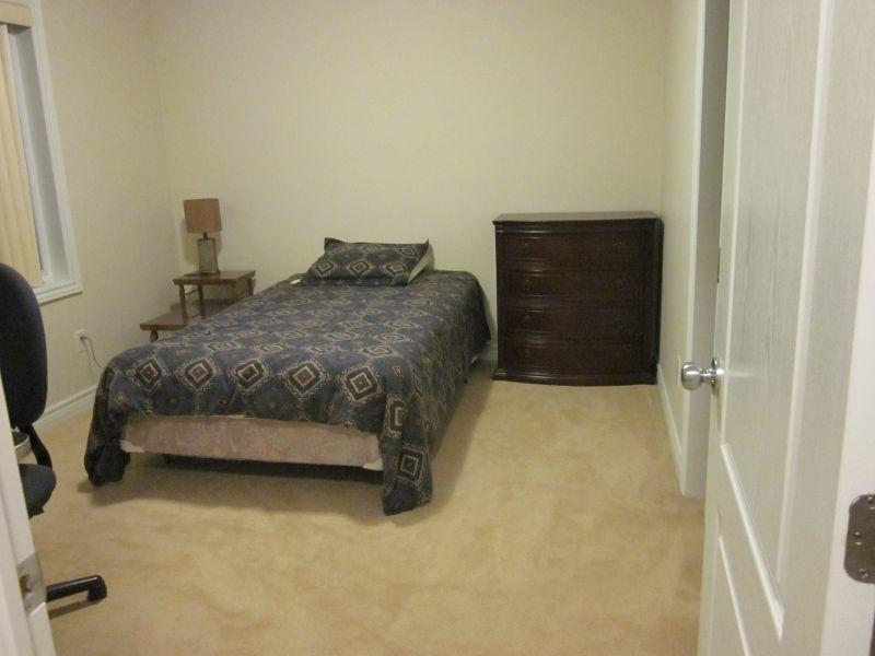 Room with private bathroom in Kanata for rent July 1st