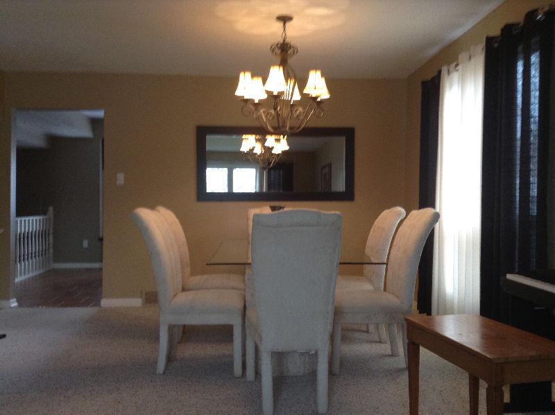 21 Coleman Court room for rent September 2016 8to12 month lease