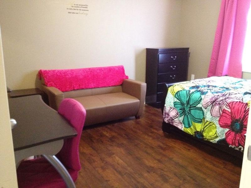 CONDO STYLE STUDENT HOUSING - ROOMS WITH PRIVATE BATHROOMS!