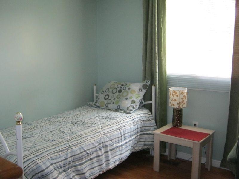 Room for rent 5 min from niag coll welland site