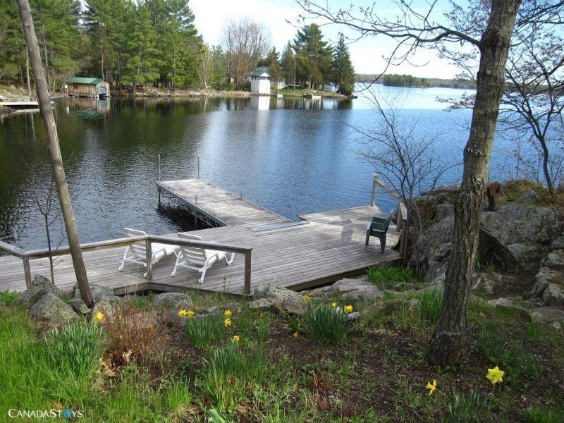 The Pines Cottage Rental - Stoney Lake