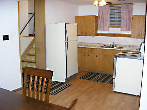Spacious bright 2 bed newer apt, includes heating/water/s/f/w/d