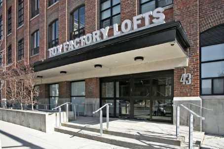 ****** Liberty Village - 125 Western Battery ******