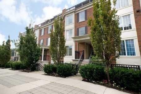 Lovely Bright Two Bedroom Townhouse Plus Open Concept Den