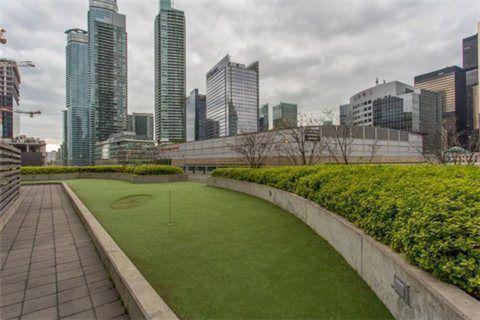 ****** Waterfront Condos - 10 Yonge ******