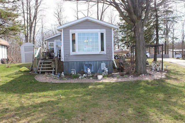 Serene Country Setting, 2 Bedroom Mobile Year-Round Park