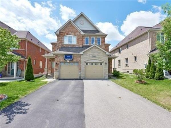 Large three bedroom in Churchill Meadows