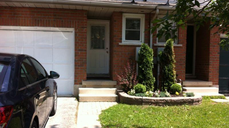 Three Bedroom Town House Ingersoll