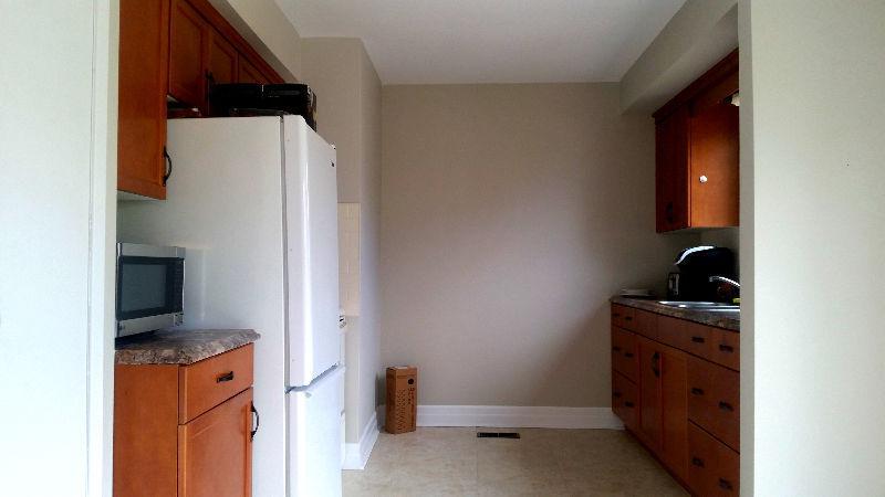 Wow! Newly Renovated 2 Bedroom Near Everything!