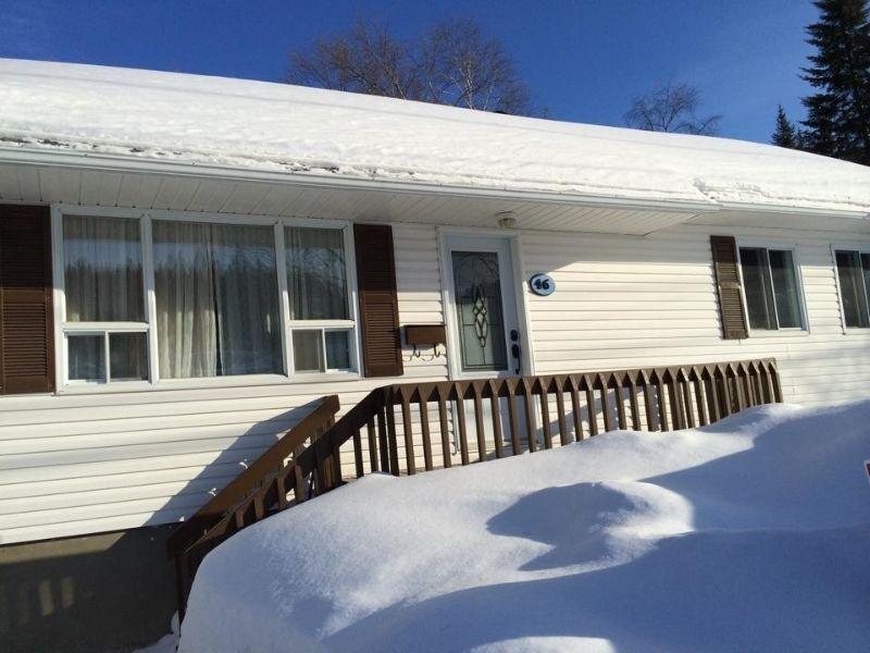 Maison à louer St-Georges Baie Comeau
