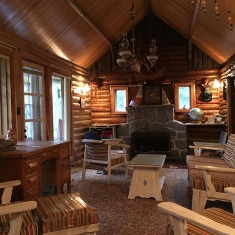 Chalet en bordure du Lac Beauchamps - Amos