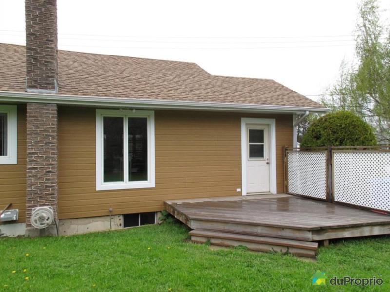 164 900$ - Bungalow à vendre à Matane