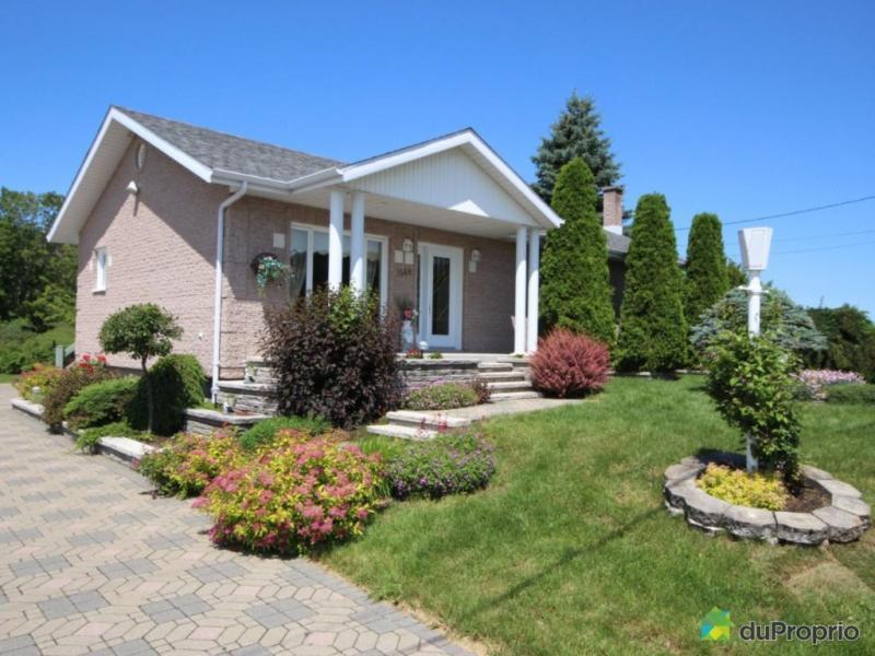 249 400$ - Bungalow à vendre à Matane