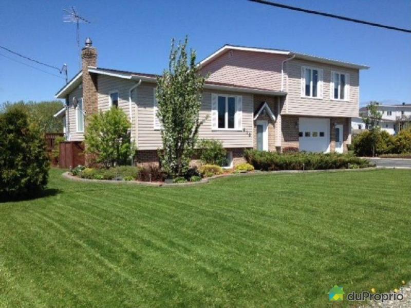 294 000$ - Maison à un étage et demi à vendre à Gallichan