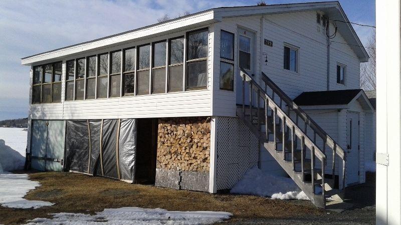 Maison avec solarium vue sur le lac