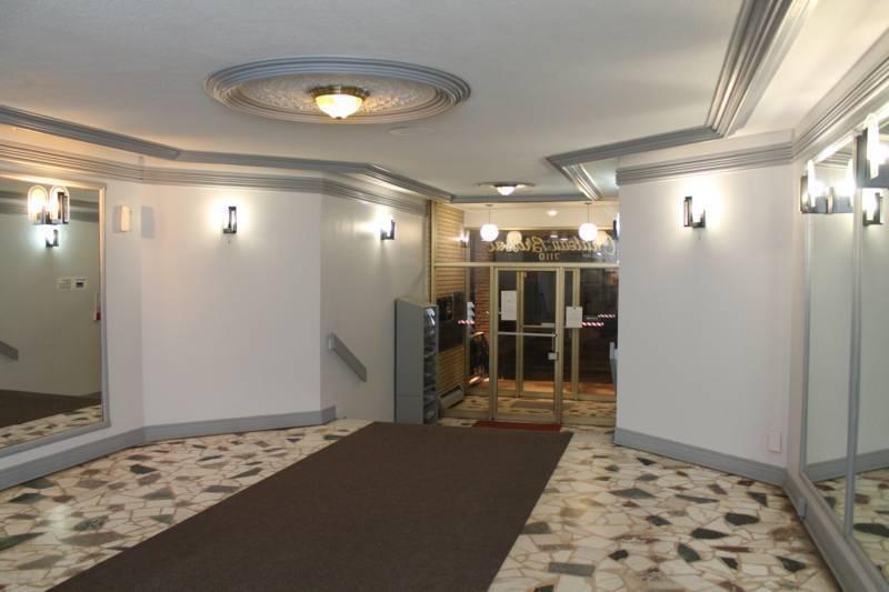 4 1/2 - Spacious unit - clean safe area - near all amenities