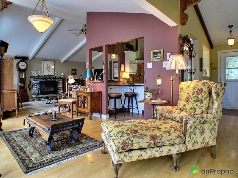 365 000$ - Bungalow Surélevé à vendre à Bromont