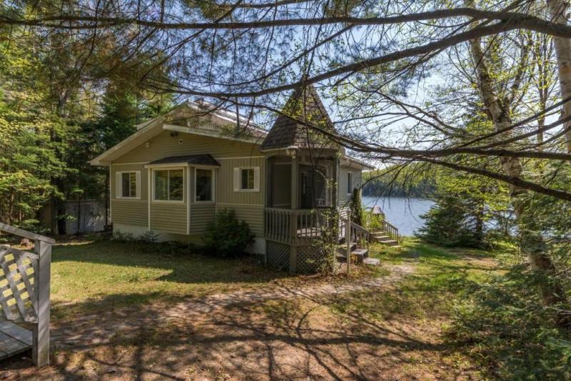 Maison - à vendre - Sainte-Marguerite-du-Lac-Masson - 12775733